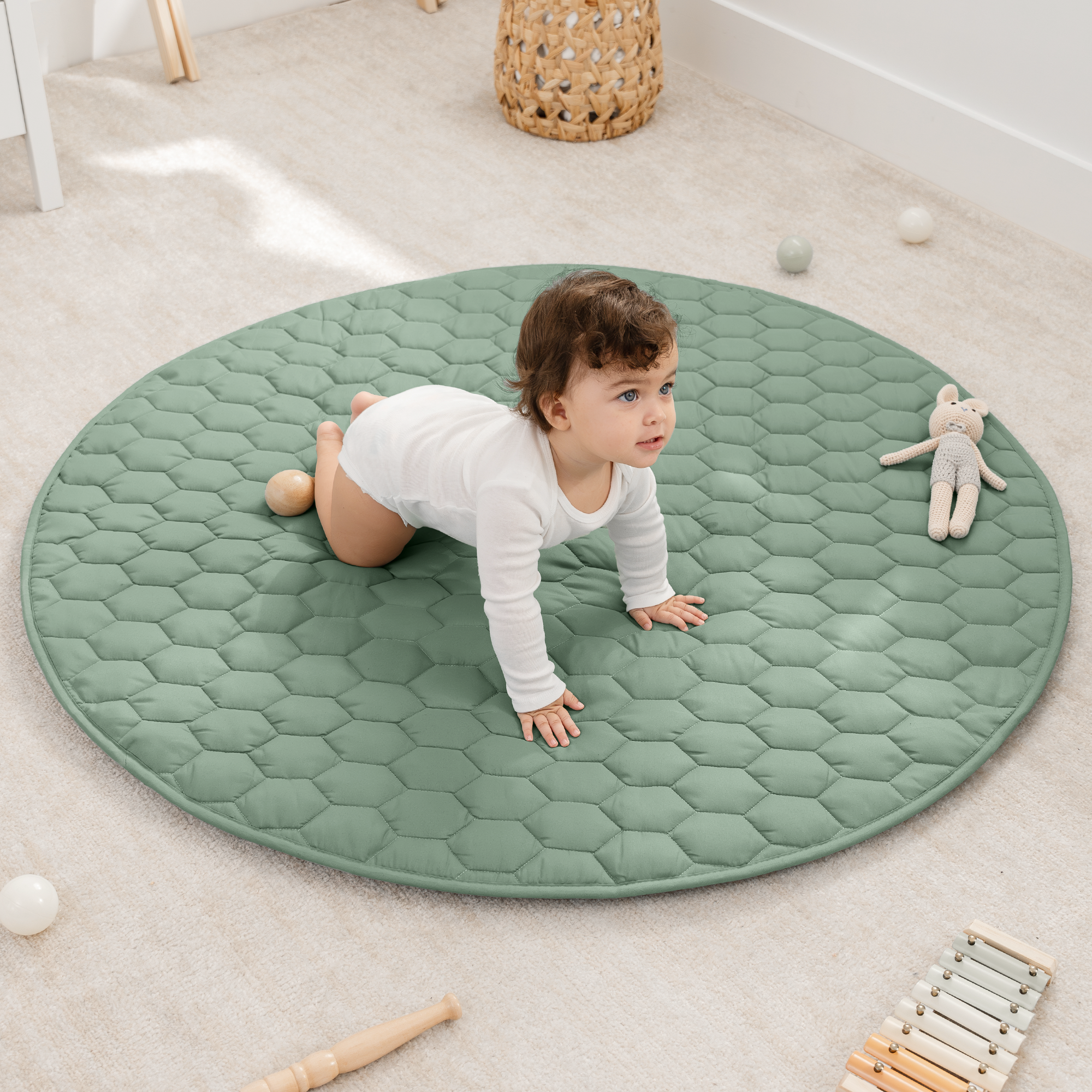 Play Mat with Non-Slip Bottom in Fern