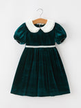 Load image into Gallery viewer, Girls Emerald Green Velvet Lace Collar Christmas Dress