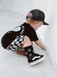Load image into Gallery viewer, Skelly Socks