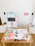 Load image into Gallery viewer, Vet Clinic Dramatic Play