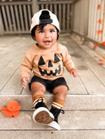 Load image into Gallery viewer, Jack-O'-Lantern