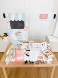 Load image into Gallery viewer, Vet Clinic Dramatic Play
