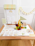 Load image into Gallery viewer, Smoothie Shop Dramatic Play Kit