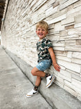 Load image into Gallery viewer, Army Camo