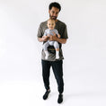 Load image into Gallery viewer, The Tushbaby Hip Carrier