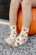 Load image into Gallery viewer, Checkin' Out Fall