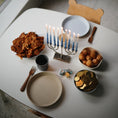 Load image into Gallery viewer, Round Dinnerware Plates