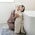 Load image into Gallery viewer, HOODED TOWELS