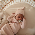 Load image into Gallery viewer, Extra Soft Bassinet Muslin Crib Sheet