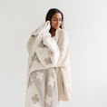 Load image into Gallery viewer, DOUBLE-LAYER BAMBONI® THROW BLANKETS
