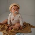 Load image into Gallery viewer, FRIGG Daisy Natural Rubber Pacifier 2-Pack