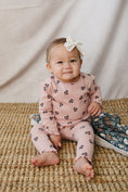 Load image into Gallery viewer, Pink Petals Cotton Set