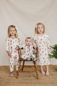 Load image into Gallery viewer, Merry & Bright Ribbed Bamboo Cozy Set