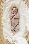 Load image into Gallery viewer, Mauve Knit Wrap Set