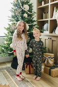 Load image into Gallery viewer, Green Nutcracker Bamboo Cozy Set