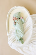 Load image into Gallery viewer, Newborn Bamboo Gown & Hat Set
