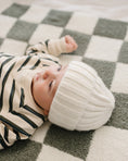 Load image into Gallery viewer, White Chunky Knit Beanie