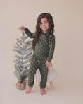 Load image into Gallery viewer, Evergreen Dreams 2pc Bamboo Pajamas *Sizes 0/3 through 6/12 months Left
