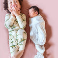 Load image into Gallery viewer, Flower and Pink 2 PK Swaddle Blanket