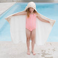 Load image into Gallery viewer, HOODED TOWELS