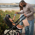Load image into Gallery viewer, Daisy Rattle Teether