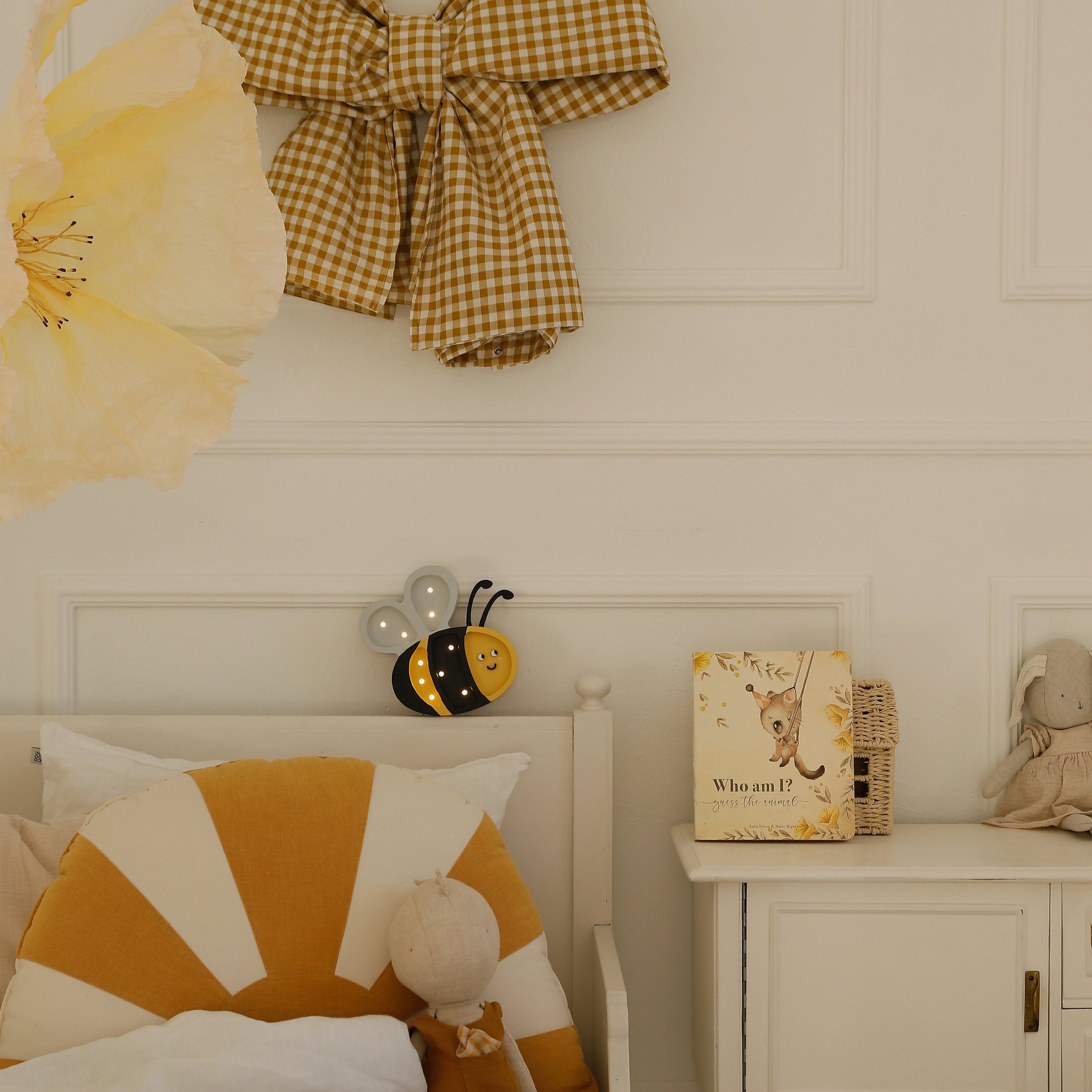 Little Lights Mini Happy Bee Lamp
