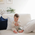 Load image into Gallery viewer, FRIGG Butterfly Anatomical Silicone Pacifier 2-Pack (6-18 Months)