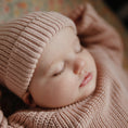 Load image into Gallery viewer, Chunky Knit Beanie
