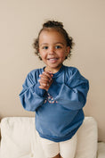 Load image into Gallery viewer, USA Daisy Crewneck Sweatshirt