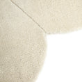 Load image into Gallery viewer, DAISY children's rug with flower shape
