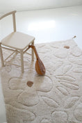 Load image into Gallery viewer, GENTLE FLORA Children's bedroom carpet in washable cotton with flowers
