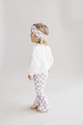 Load image into Gallery viewer, Chunky Knit Sweater | Milk
