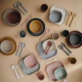 Load image into Gallery viewer, Round Dinnerware Plates
