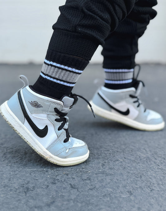 Monochrome Stripe