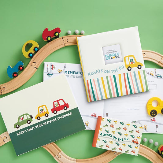 ALWAYS ON THE GO! Baby's First Year Keepsake Calendar