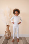 Load image into Gallery viewer, Blue Daisy Floral Bamboo Kids Pajama Set
