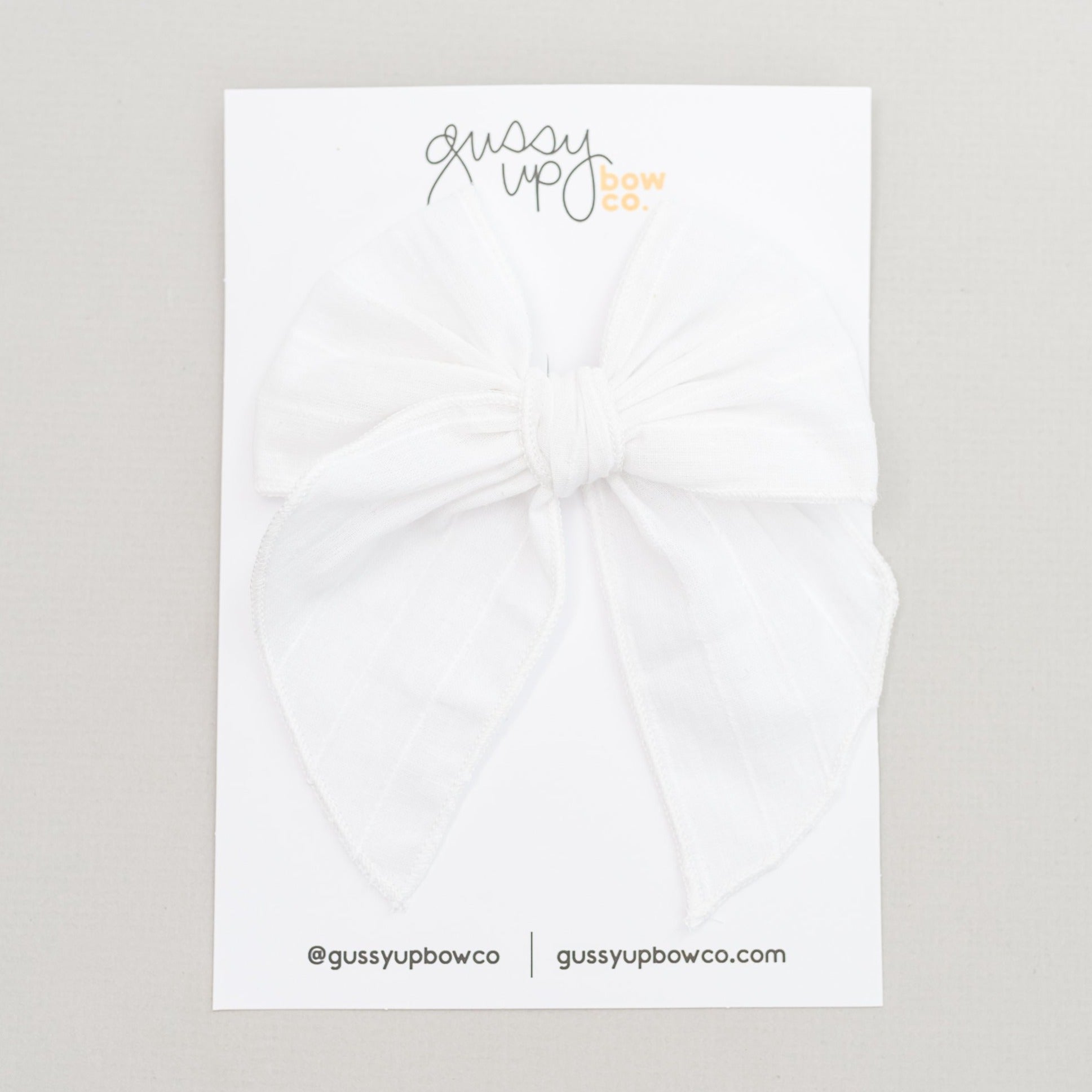 White | Whimsy Bow