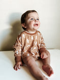 Load image into Gallery viewer, Mummy Bamboo Bubble Romper
