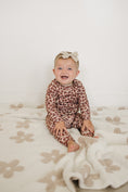 Load image into Gallery viewer, Antique Floral Cotton Set

