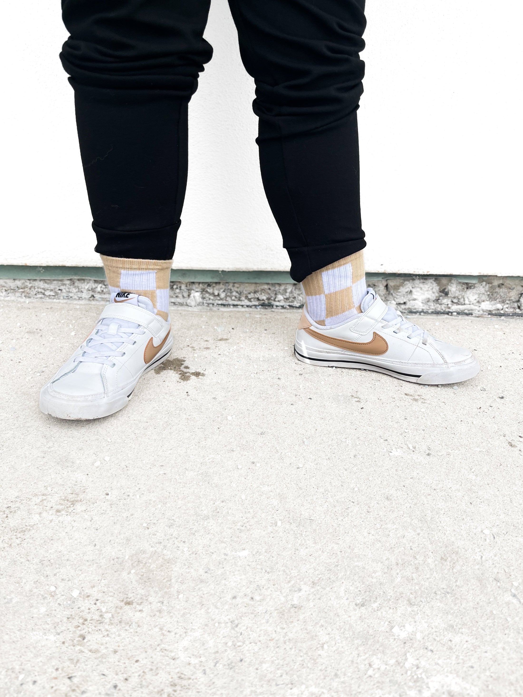 Beige + White Checker