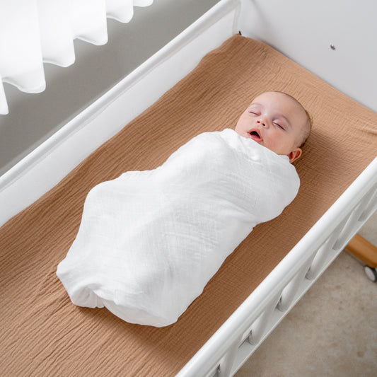 Muslin Swaddle Blanket in White, 2 Pack