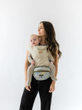 Load image into Gallery viewer, The Tushbaby Hip Carrier
