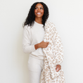 Load image into Gallery viewer, DOUBLE-LAYER BAMBONI® THROW BLANKETS
