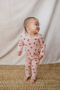 Load image into Gallery viewer, Pink Petals Cotton Set
