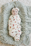 Load image into Gallery viewer, Merry & Bright Ribbed Bamboo Head Wrap
