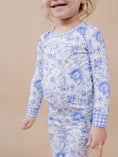 Load image into Gallery viewer, Bamboo Two Piece Set | Blue Flowers
