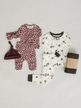 Load image into Gallery viewer, Ducks Ribbed Bamboo Cozy Set
