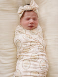 Load image into Gallery viewer, Vintage Bouquet Bamboo Head Wrap
