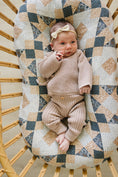 Load image into Gallery viewer, Mauve Knit Wrap Set
