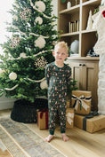 Load image into Gallery viewer, Green Nutcracker Bamboo Cozy Set
